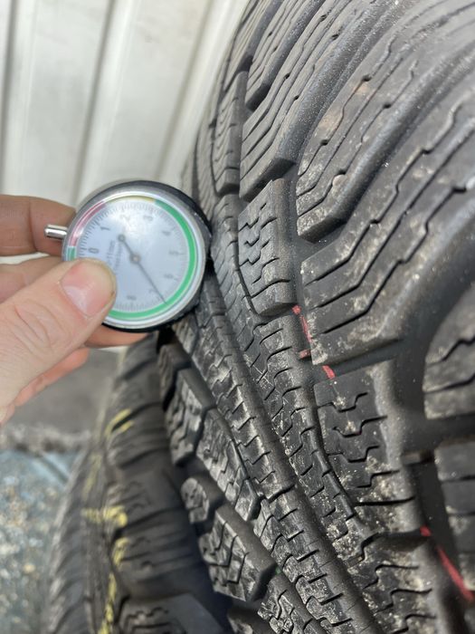 4 anvelope iarna 225/60 R16, Uniroyal! 6-7mm profil ramas! DOT 2019!