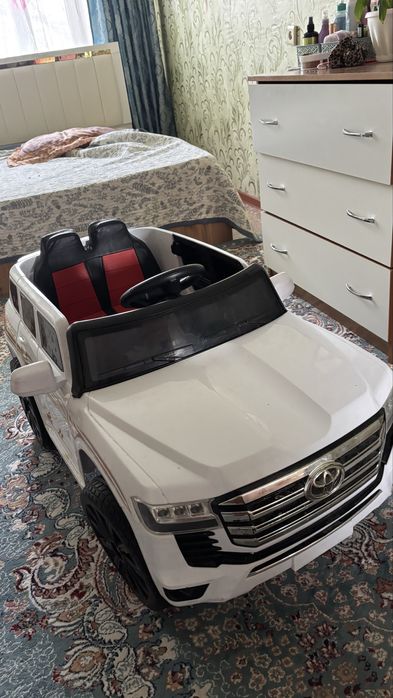 Продам детскую электромашину