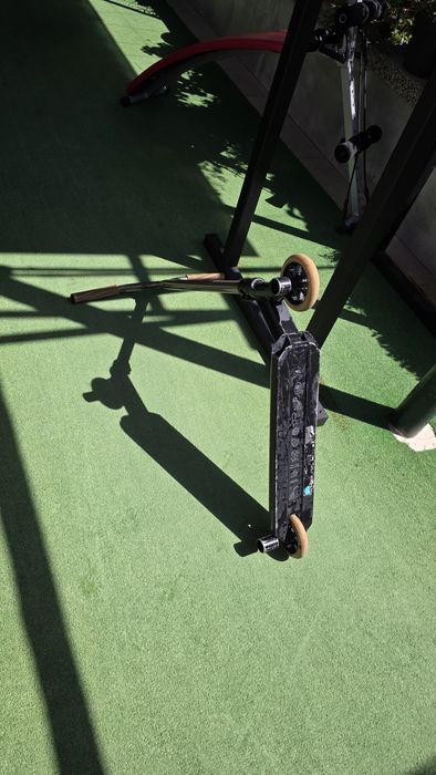 Тротинетката за фрийстайл Oxelo MF540