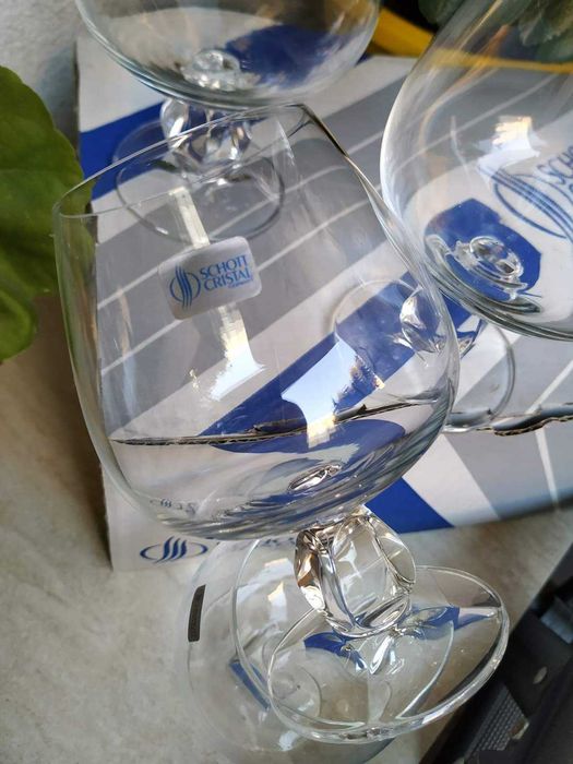 Нови чаши за коняк