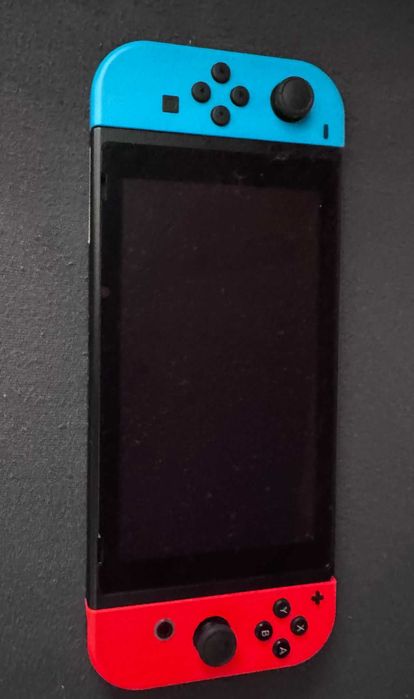 Nintendo Switch de vânzare – Stare foarte bună!