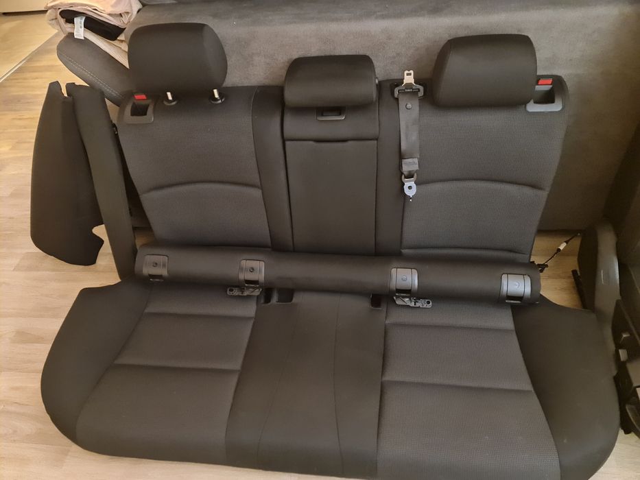 Interior Negru Textil Scaune/Bancheta Rabatabila BMW F11  F10