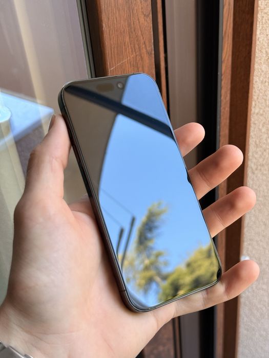 iPhone 15 Pro 128 GB Black Titanium