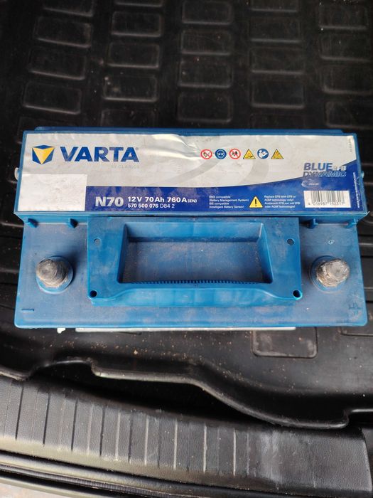 Продавам акумолатор VARTA EFB  70AH 760 А