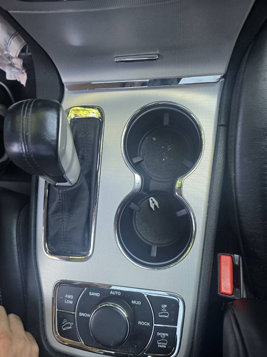 Grand cherokee Wk2 2018 година на части