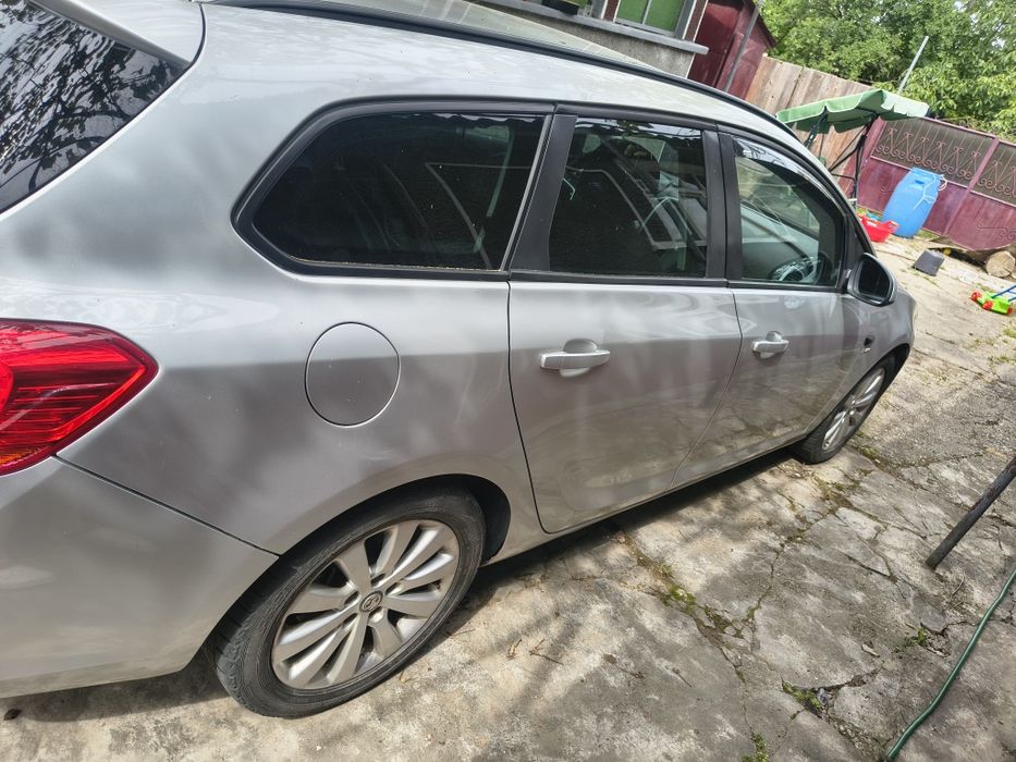 Opel Astra J 1.7 CDTI 131 cp
