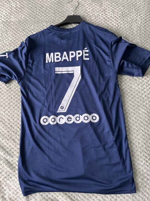 Vand tricou fotbal cu Psg