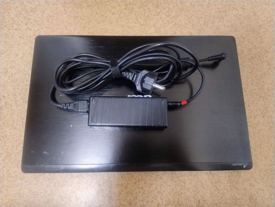 Ноутбук Acer i3/8gb