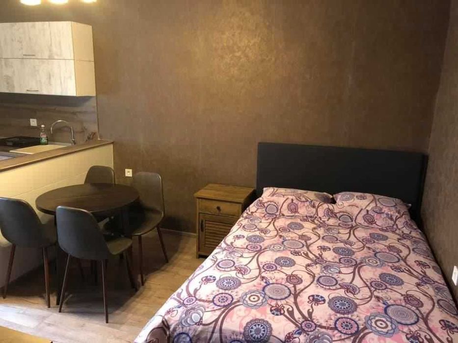 Дава се под наем Едностаен апартамент в Пловдив, Център - 30 кв.м за 225 € - Снимка #4