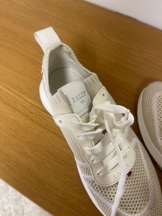 Дамски кецове Bally