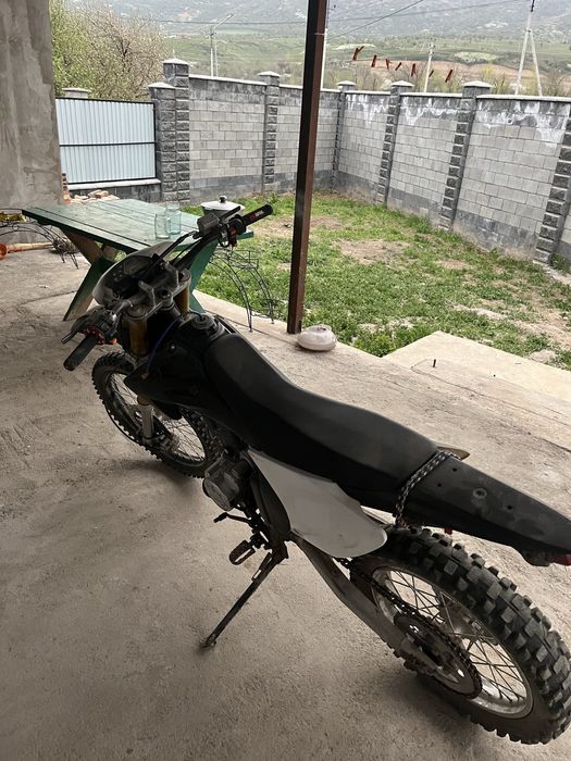 Срочно Продам эндуро 250куб