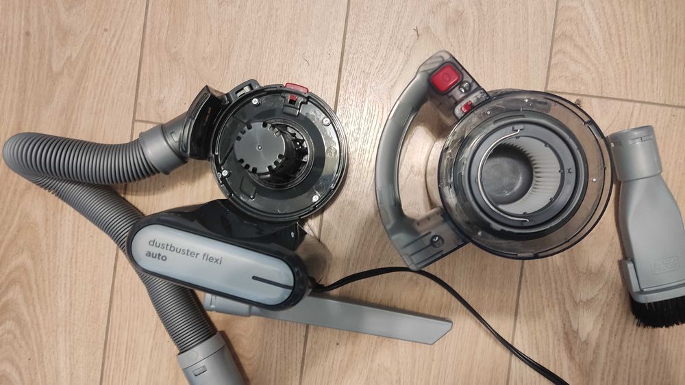 Aspirator auto portabil Black & Decker PD1200AV dustbuster flexi