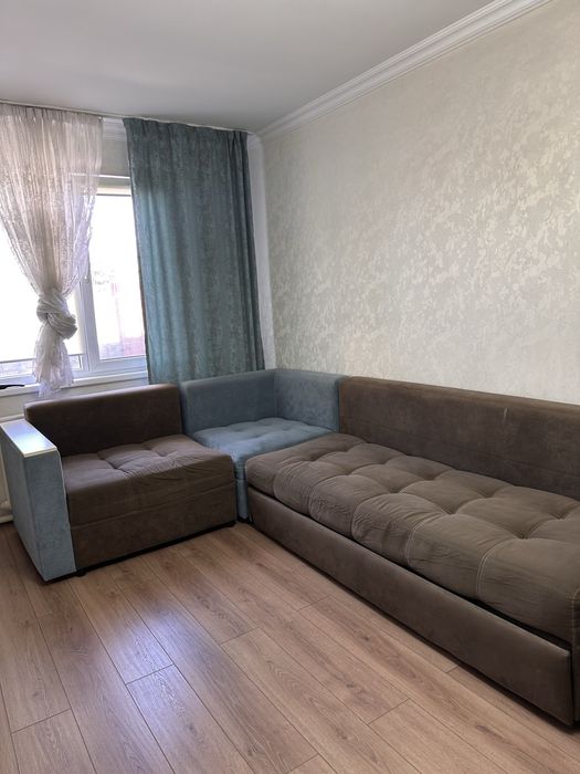 Продается диван.