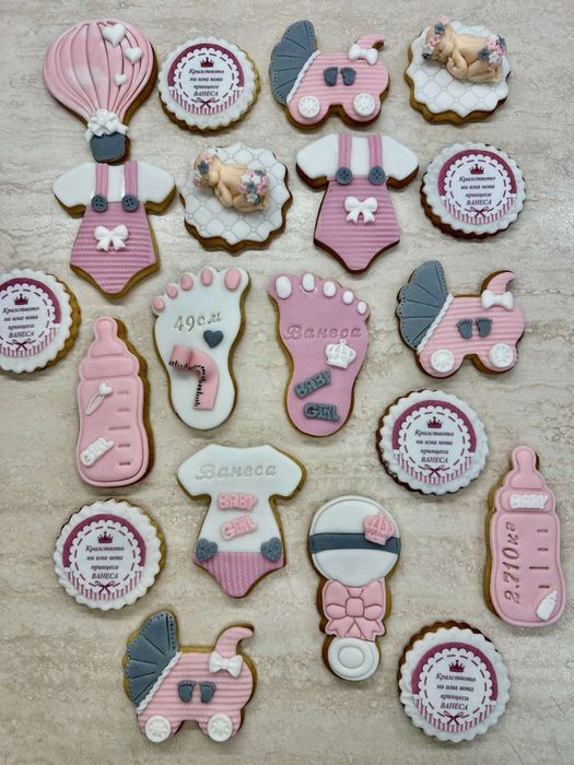 Ръчно декорирани медени бисквитки с фондан - погача, моминско парти