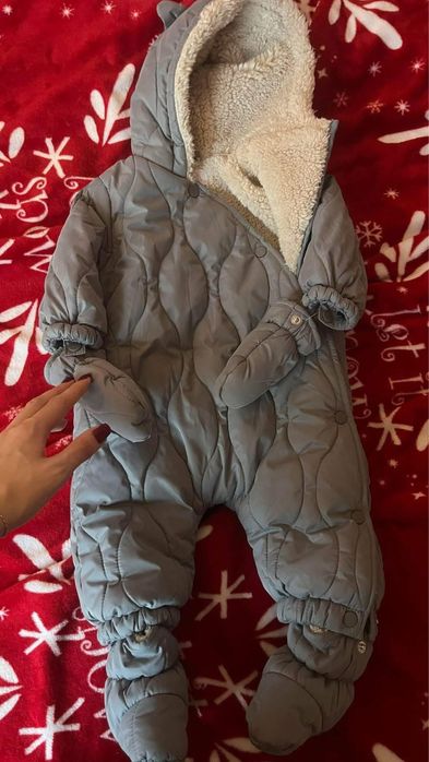 Чисто ново бебешко костюмче на Zara