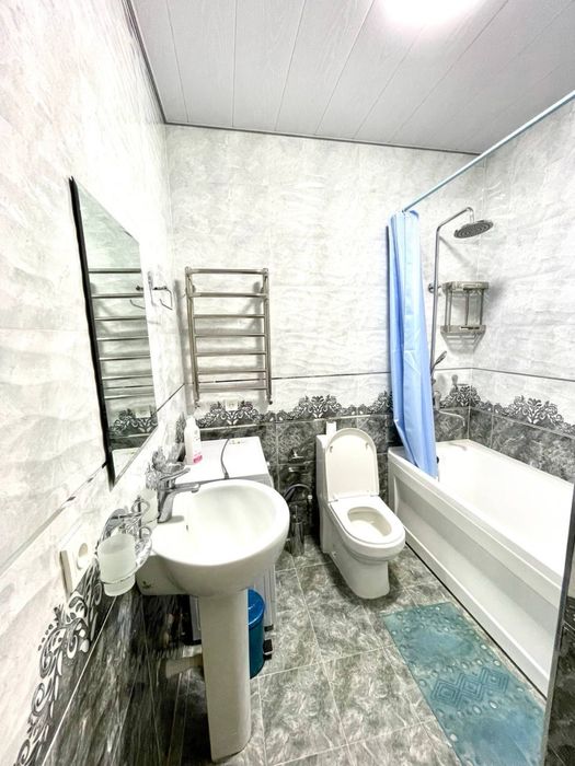 Лух квартира на самом центре самарканда в булваре.Орентир отэл ситу