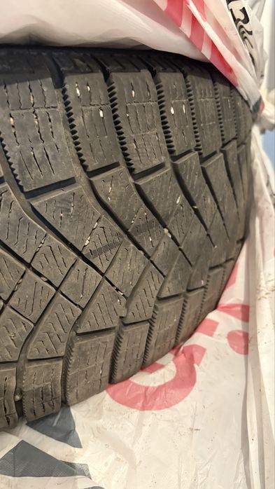 Продам шины pirelli 235/55/18