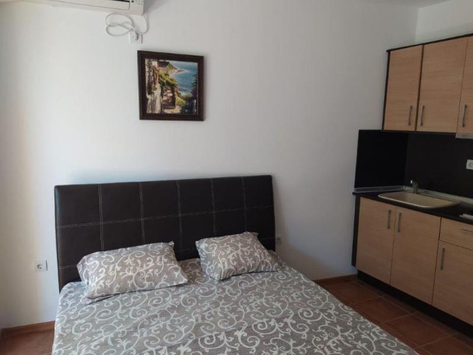 Продава се нов студио апартамент на брега на морето, Ахелой