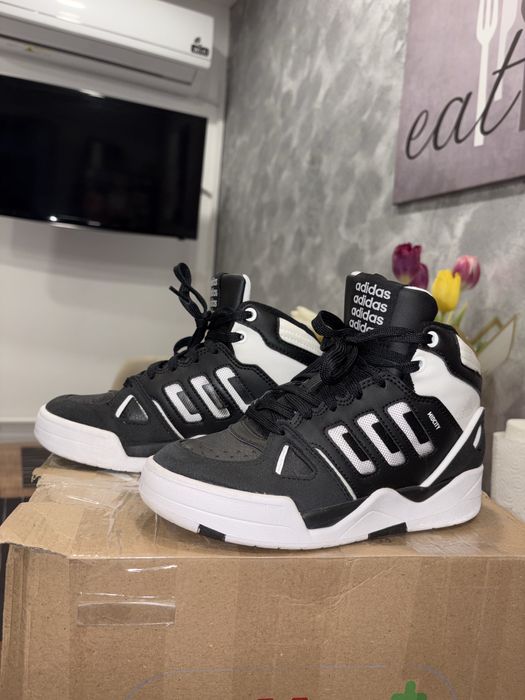Adidas originali Midcity Mid