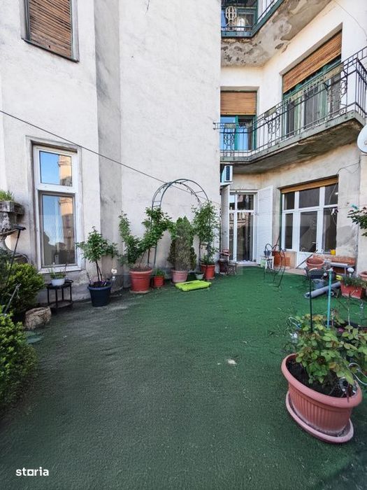 Cladire istorica, 175mp-5 camere, etaj 1, terasa si balcon, zona Iosef