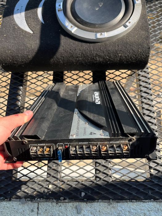 Subwoofer si statie , amplificator auto
