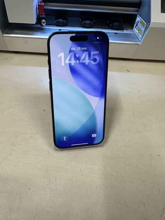 Iphone 15 Pro / 128 gb / garantie / folie sticla cadou