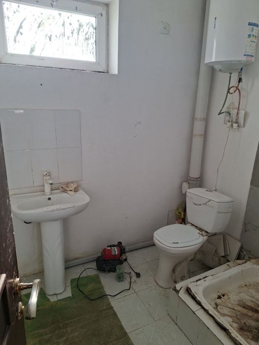 Zafarobod tumani Uzun QFY Mustaqillik ko’chasi