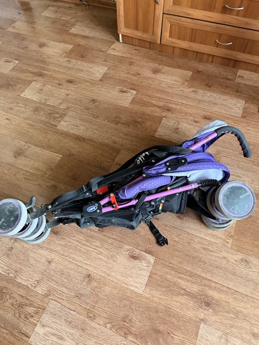 Продается прогулочная коляска