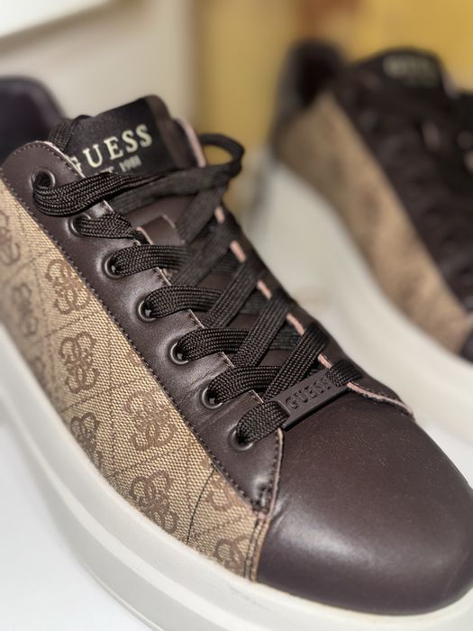 Обувки Guess EST.1981