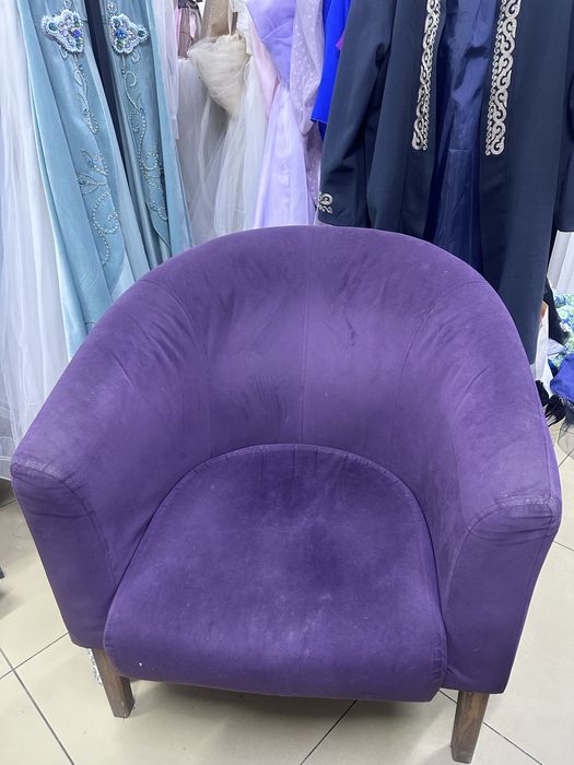 Продам мягкое кресло