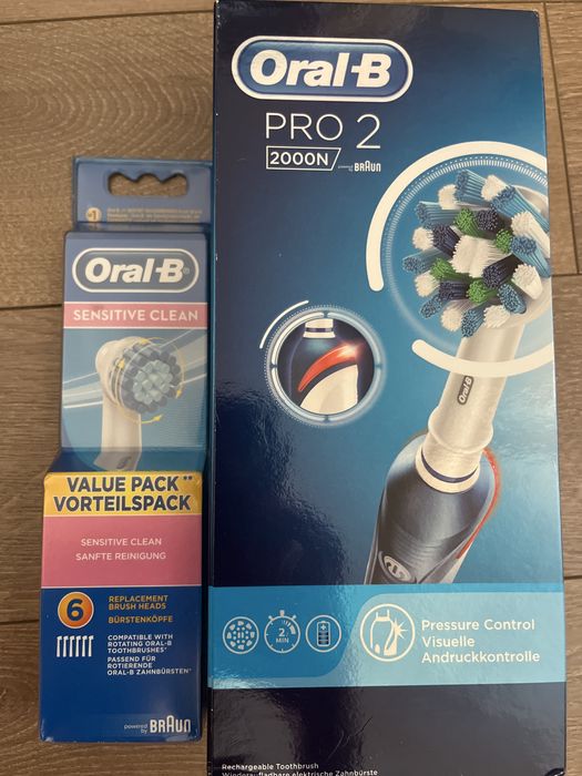 Oral b pro 2 2000 електрическа четка за зъби с 6 резерви