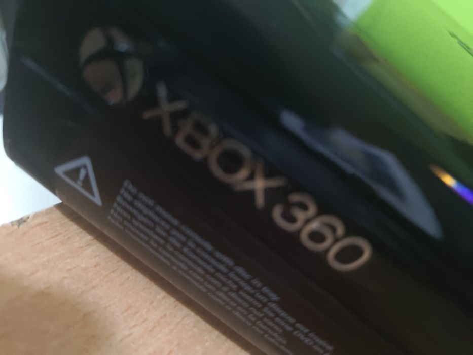 Компютър и клавиетура и мишка и  XBOX 360 + играта