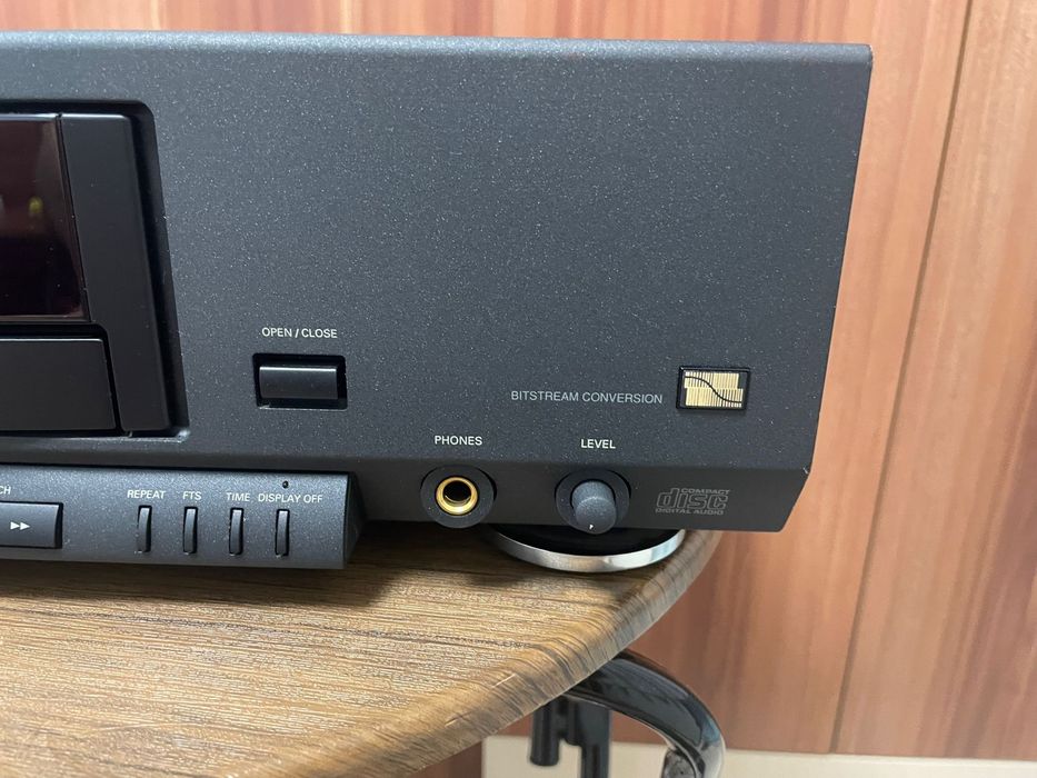 Philips CD 950 Cimpact Disc Player