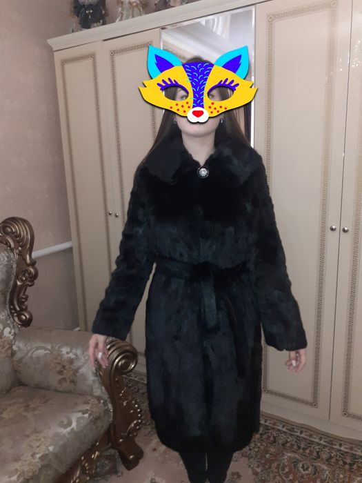 Шуба норковая , черный бриллиант, длинная с капюшоном