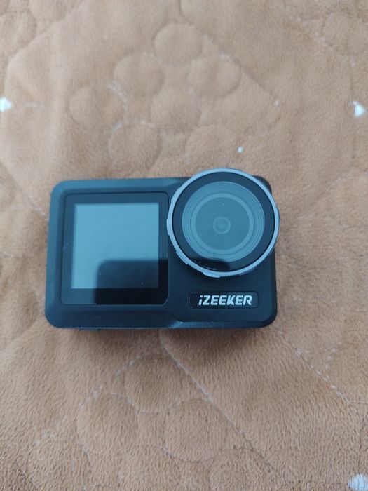 Izeeker ia 800 fi pro că nou