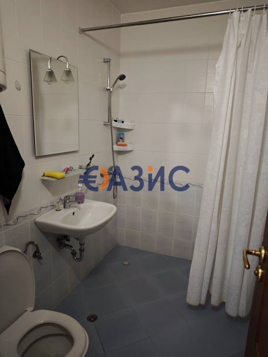 Продава се Двустаен апартамент в к.к. Слънчев бряг - 68 кв.м за 638 €/кв.м - Снимка #8