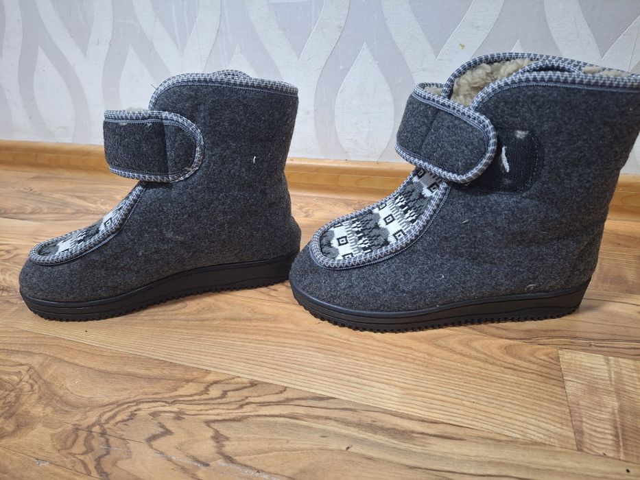 Продам обувь 38-39 р