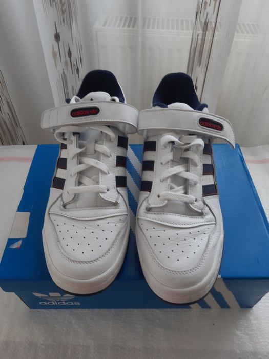 Papuci Adidas Forum Low (Noi)