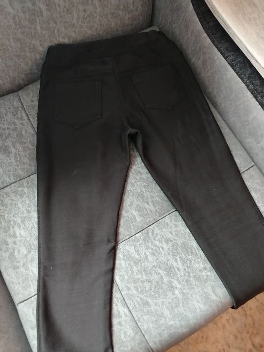 Отдам даром женские вещи