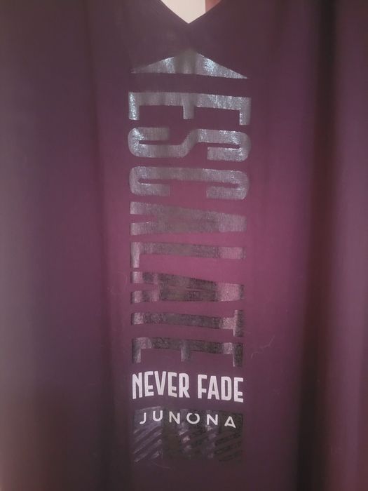 Черна рокля Юнона