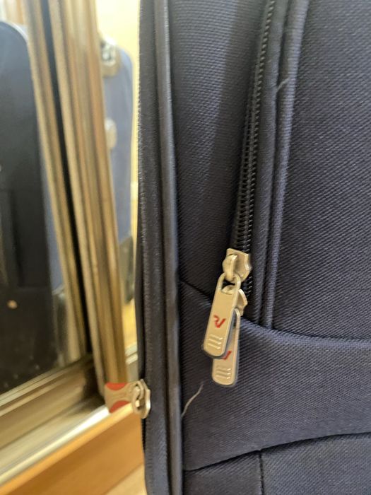 Чемодан roncato средний