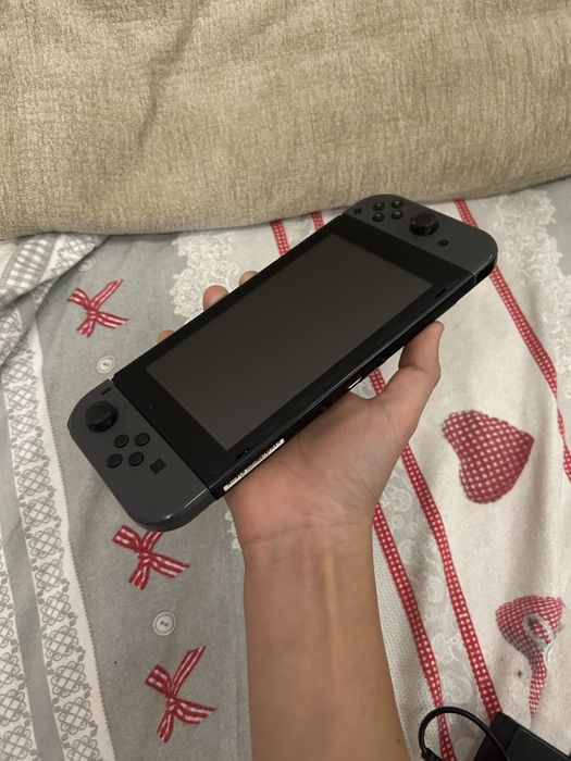 Nintendo Switch в идеальном состоянии