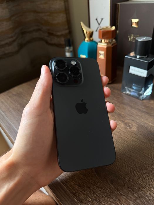 iPhone 15 pro 128gb