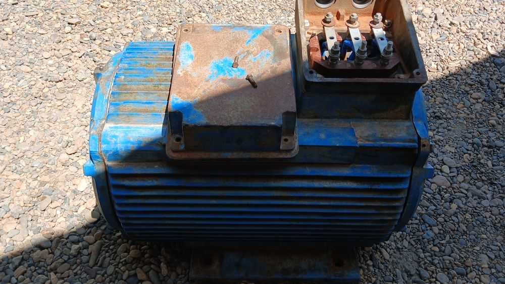 Gnerator 110 klavat 1000 abarod