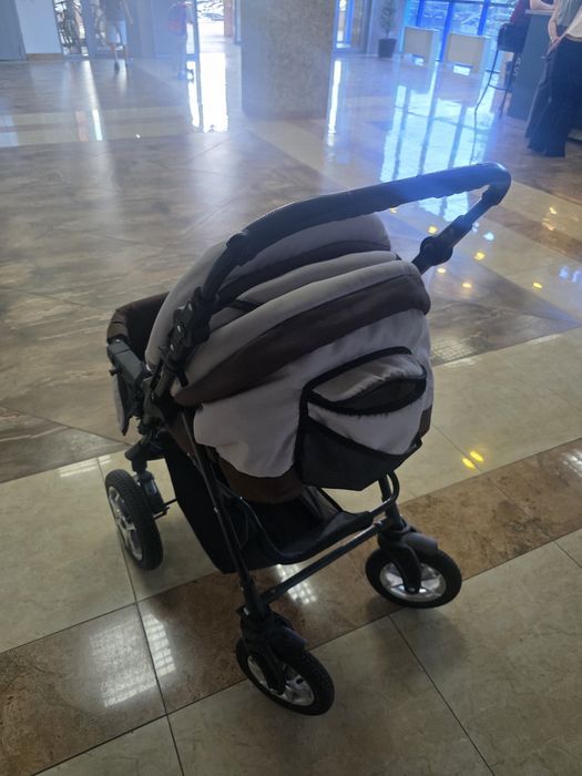 Одам каляску в илеальном срстояни