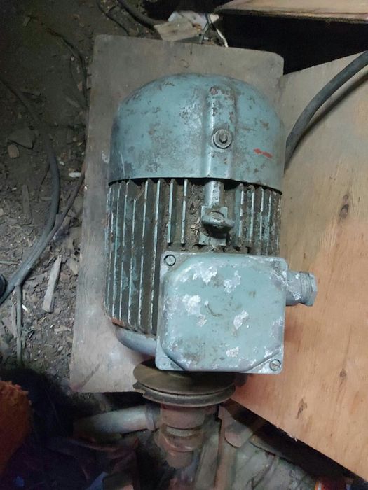 Ел мотор трифазен