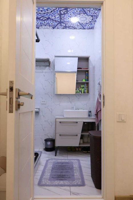 Продаётся своя 3-х ком. кв (60 м²) (3/7/7) собственник (Эко базар)