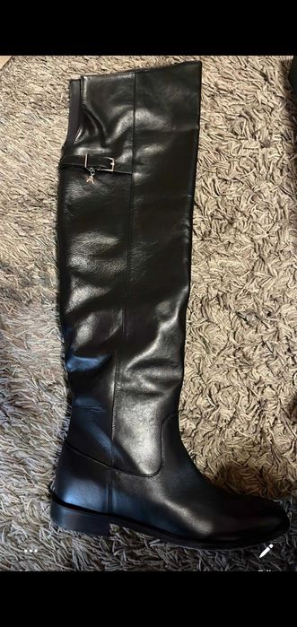 Ботуши Patrizia Pepe рр 39, Маратонки PINKO 39 рр