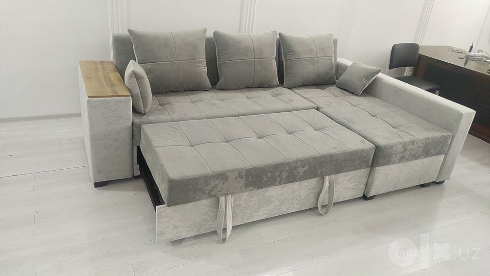 Raskladnoy Uglovoy Divan razmer 260x150sm