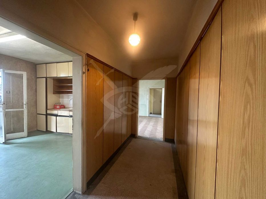 Дава се под наем Тристаен апартамент в Пловдив, Каменица 1 - 100 кв.м за 175000 € - Снимка #6